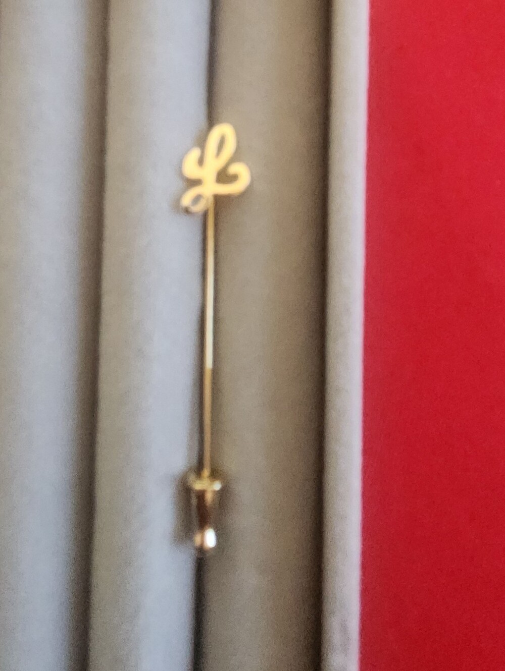 Source Unknown Gold Initial L Stick Pin Brooch
